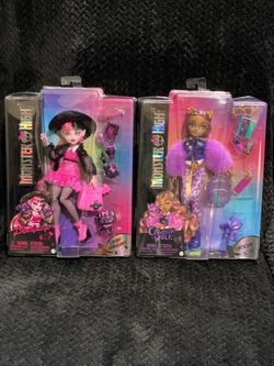 Monster High Draculaura and Clawdeen Wolf bundle set