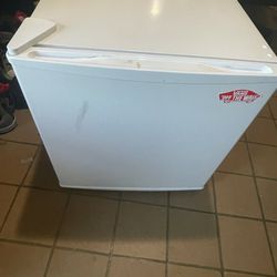 Mini Fridge Refrigerator