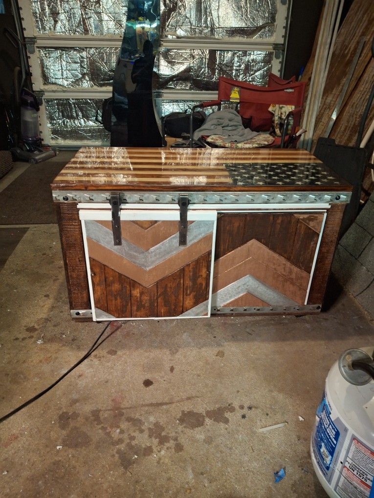 Coffee Table/tv Stand Made From Reclaimed Wood