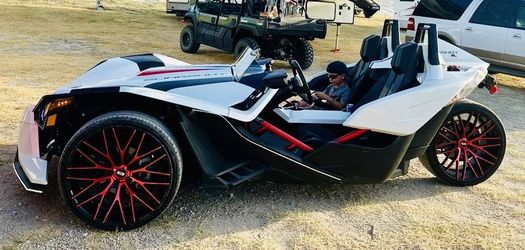 2016 Polaris slingshot SL model