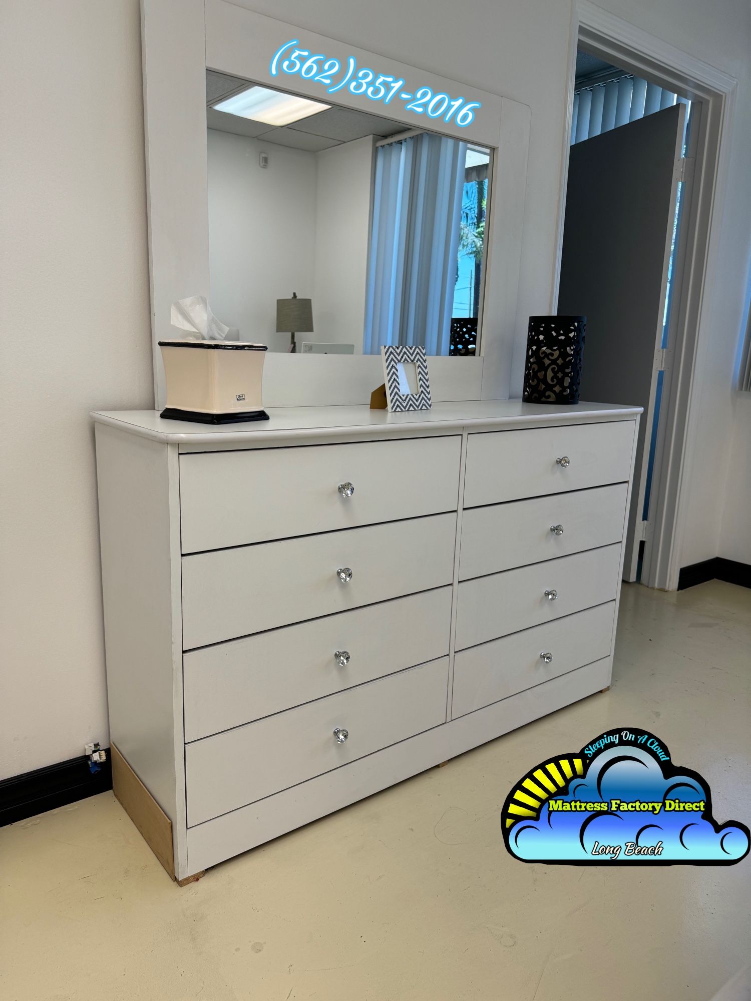 White 8 Drawer Wood Dresser w/ Mirror Set w/ Diamond Knobs 