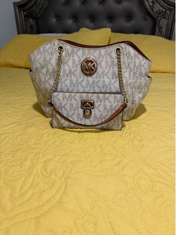 MK purse