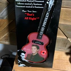 Illuminated musical ornament