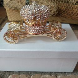 Cinderella Style Ring  Carriage