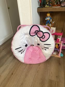 HK Chair