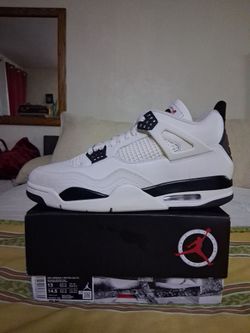 Air Jordan 4 Retro "Flight Club" Size 13 Brand New