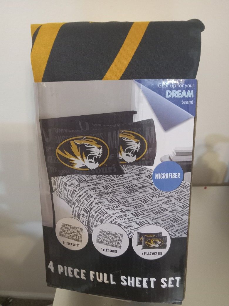 NCAA Missouri Tigers 4 Piece Sheet Set For Full Size Bed New