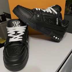 New LV Men’s Shoes.