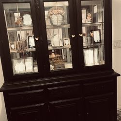 China Cabinet 