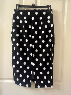 Black skirt