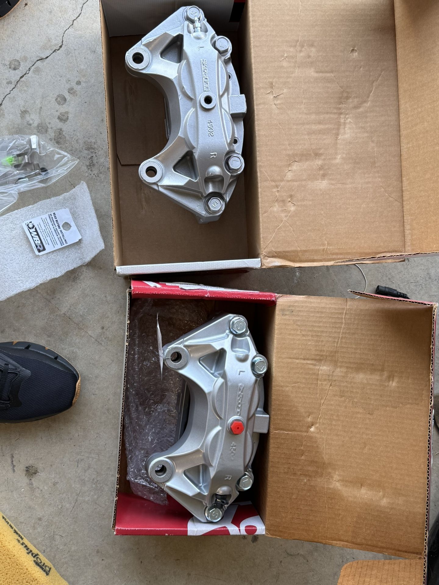 Infiniti Q50 Brake Calipers