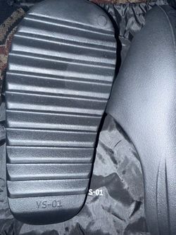 Grey ys 01 slides. Size 10
