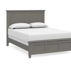 Queen Bed - Head & Foot Board + mattress