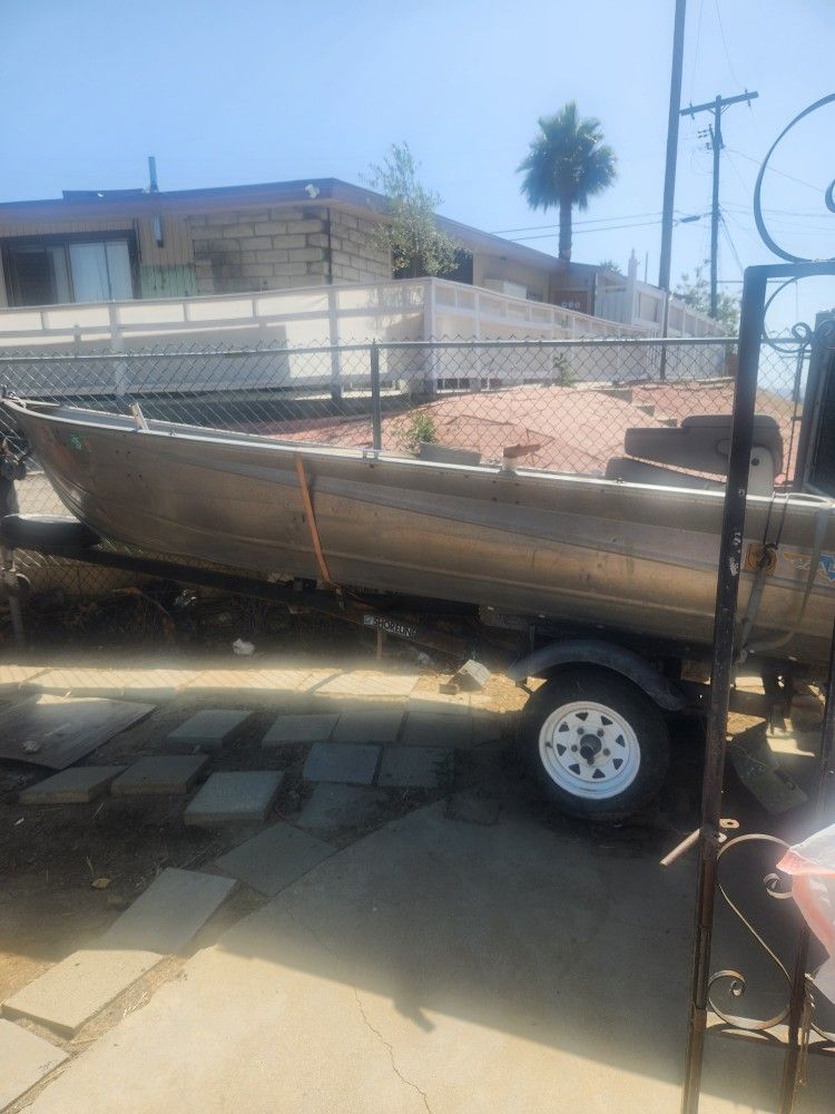 14ft Aluminum Fishing Boat With Trailor