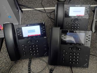 3 x Polycom vvx-450 business IP phones