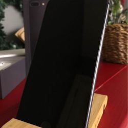 iPhone 8 Plus 64Gb Unlocked 