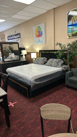 King Size Bedroom Set