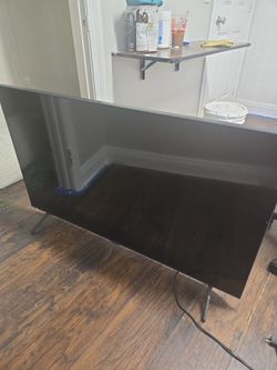 50-inch 4K Crystal UHD used Perfect condition