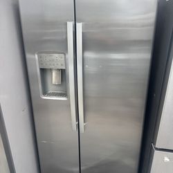 Frigidaire Side-By-Side Refrigerator With 90 Day Warranty