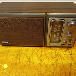 Sony ICF-9580W  Radio Exellent Working Condition 
