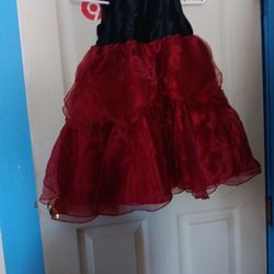 Lindo Vestido De Niña Taya 5t  Solo Una Puesta 