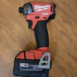Milwaukee M18 FUEL SURGE 1/4 in. Hex Impact Driver & 5.0 Battery