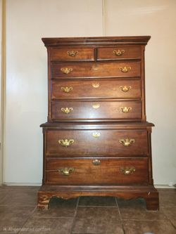 dresser