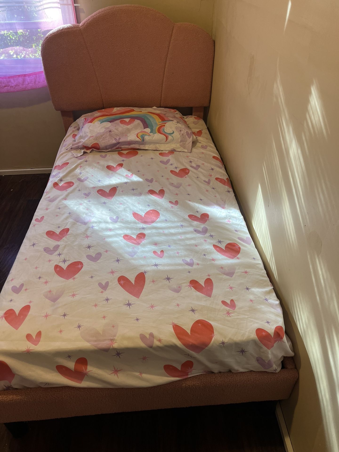 Twin Bed