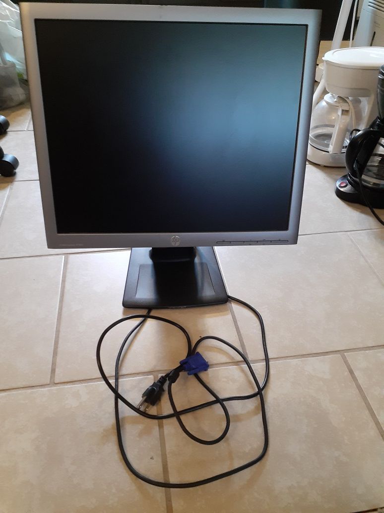 Hp 19 inches computer monitor LCD led