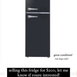 7.5 cut Mini Refrigerator with Top Freezer 