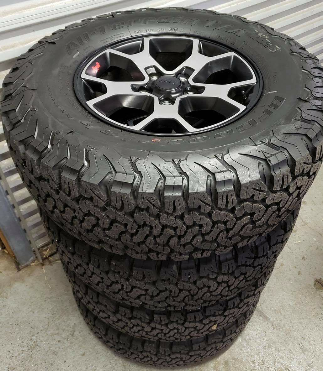 17” Jeep Wrangler Gladiator Rubicon NEW wheels and tires