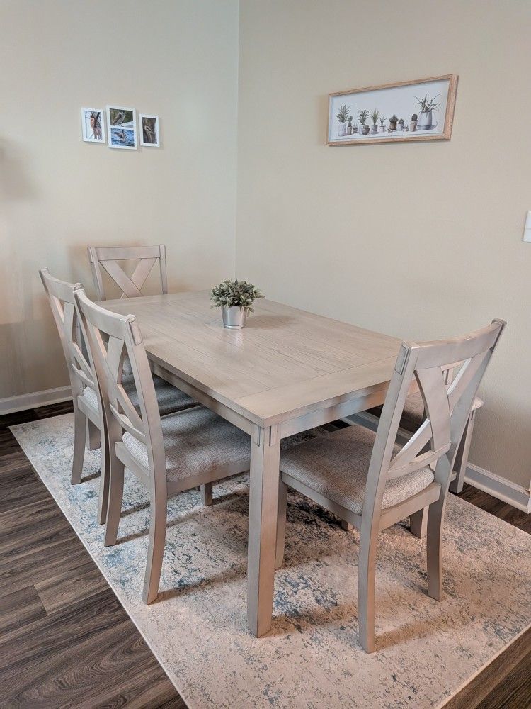 Dining Table Set