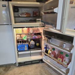 FREE Refrigerator And Freezer Garage Quality