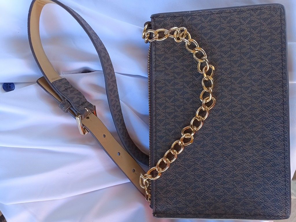 Michael Kors Bandbag