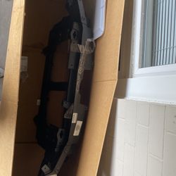 Brand New Still In The Box Radiator Support Infinity FX45/35    +***BEST OFFER****