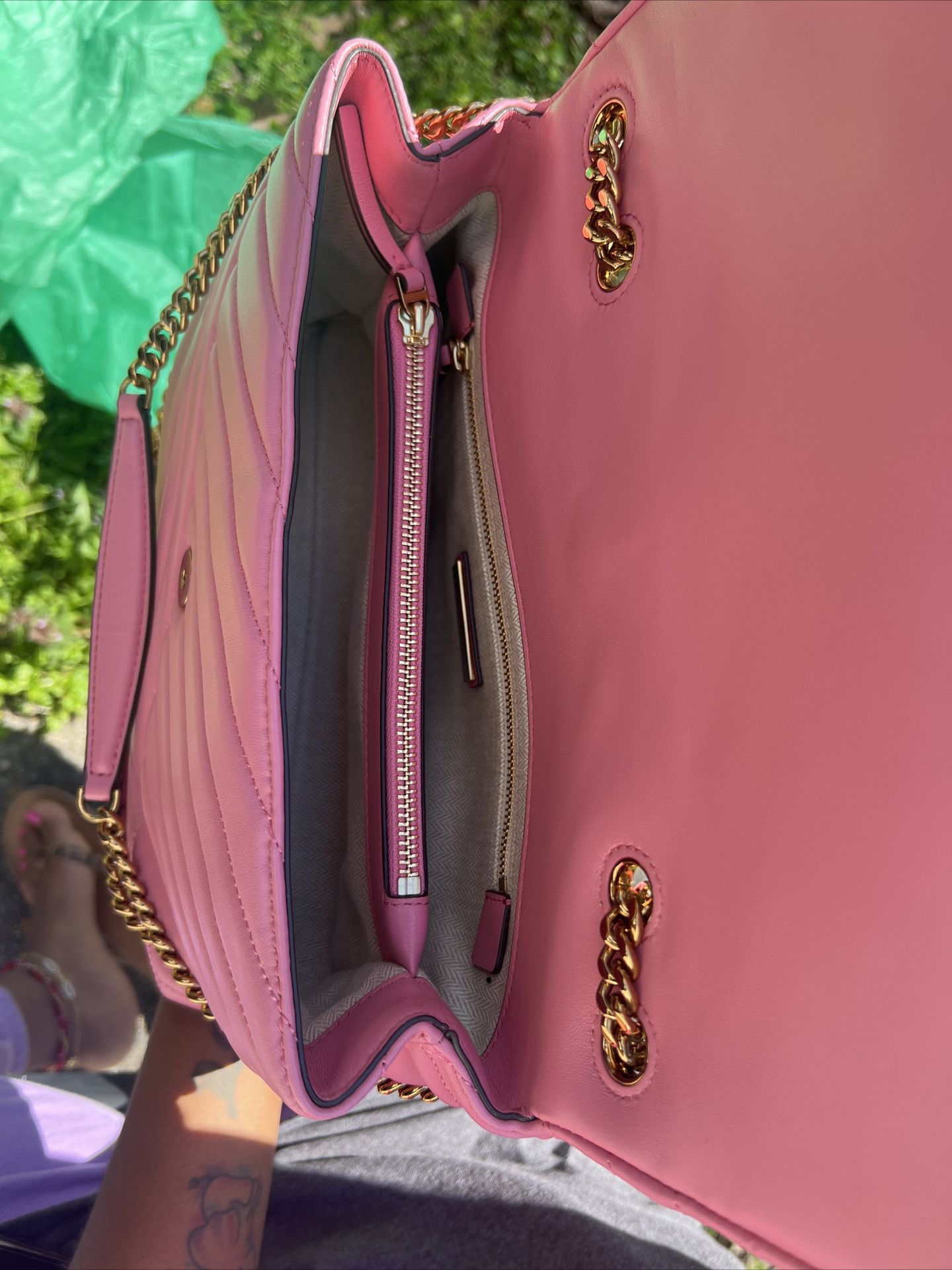 Tory Burch Kira Chevron  Leather Shoulder Bag  Pretty Pink  /crossbody Large