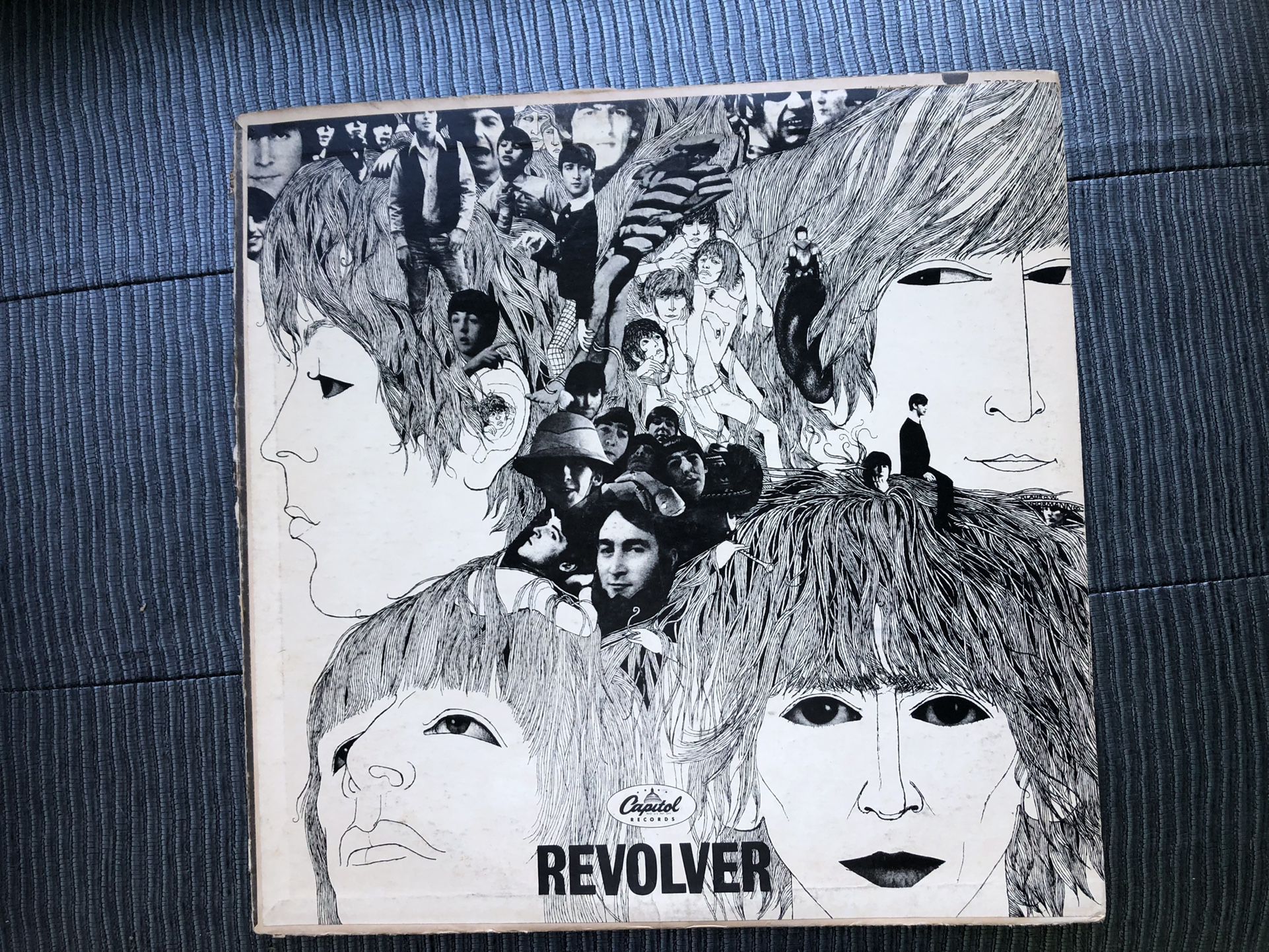 VINYL BEATLES Revolver John Lennon Plastic Ono Band DOUBLE FANTASY ROLLING STONES 1966 - HITS JETHRO TULL Thick As A BRICK Albums 