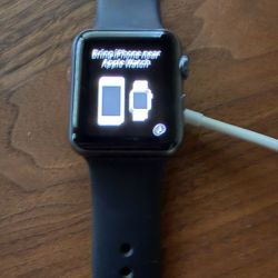 FS : Apple Watch 7000 Series 38mm - With Apple Charger!