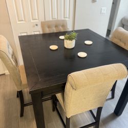 Dining Room table 