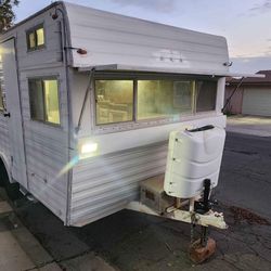 1986 Kenskill Camper