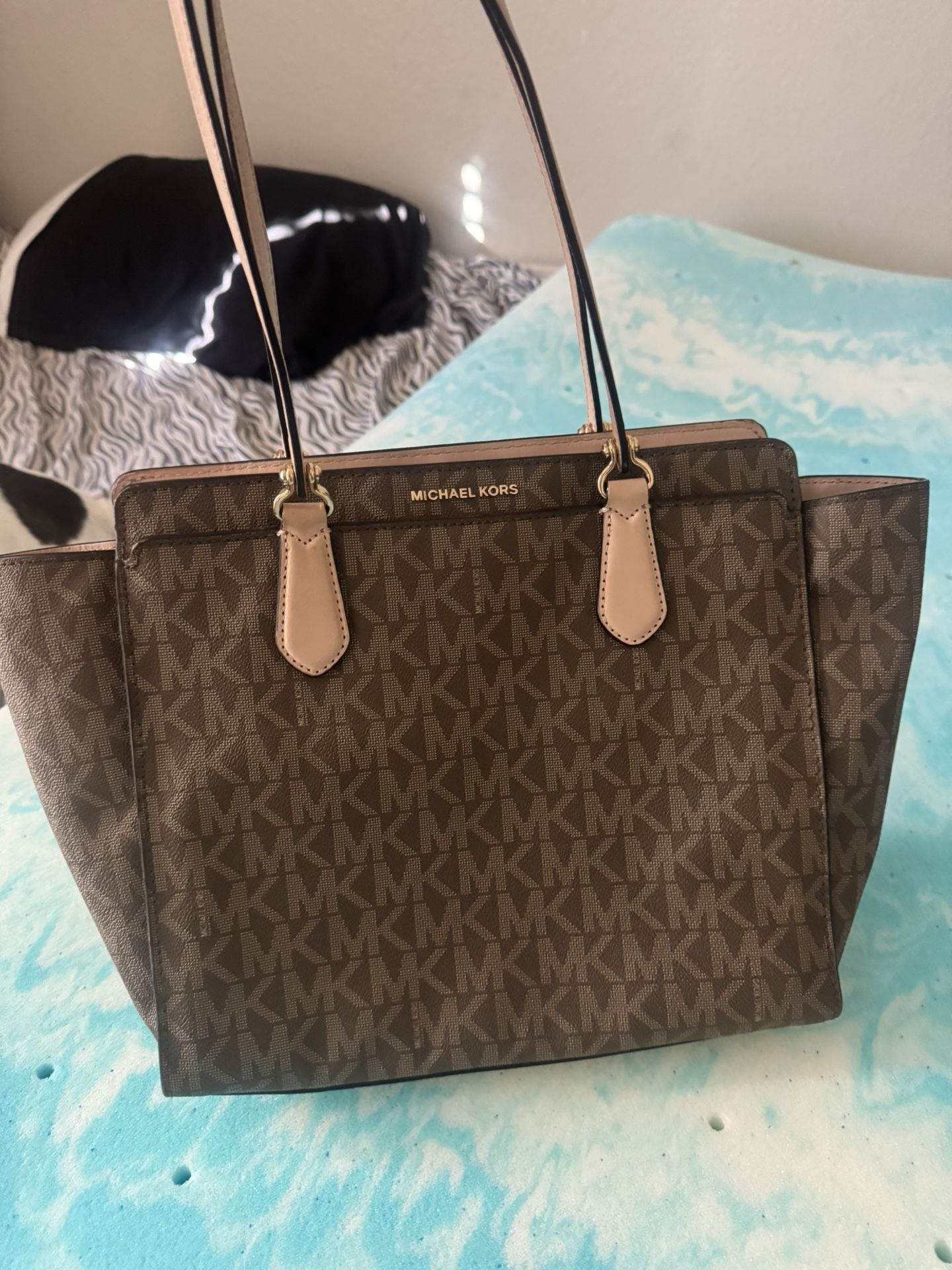 Large Michael Kors Bag