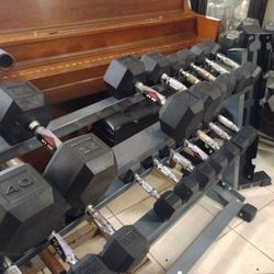 5 LB. TO 90 LB.  OF  RUBBER DUMBBELLS :  10s   15s   20s   25s  30s  40s  45s 50s 55s 60s  80s 85s 90s    = ($1.25 to $1.50 LB. ) 