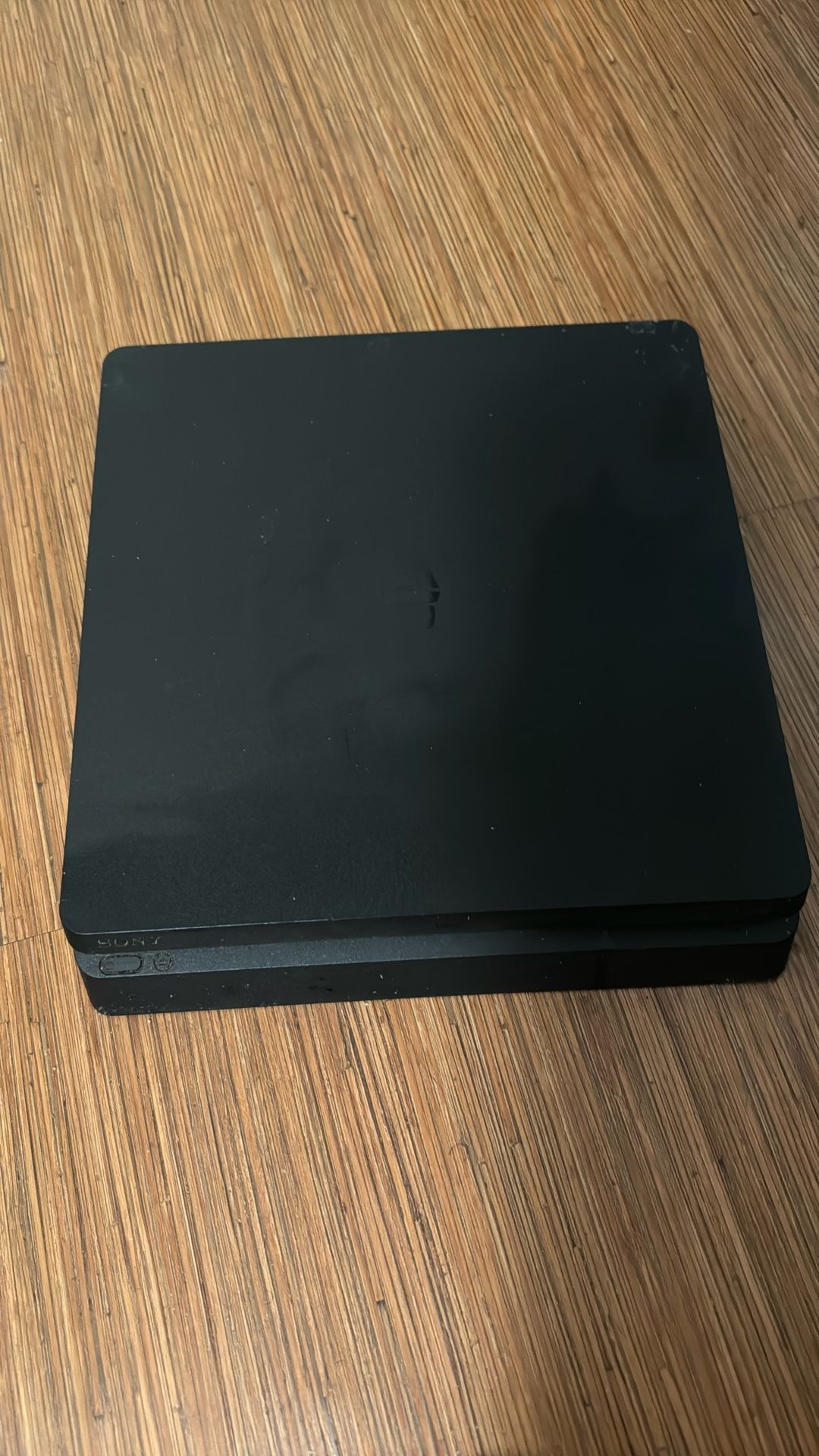 PS4 / PlayStation 4 No Power Plug Price negotiable