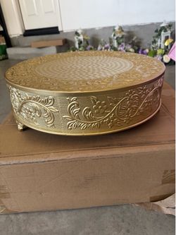 Cake stand