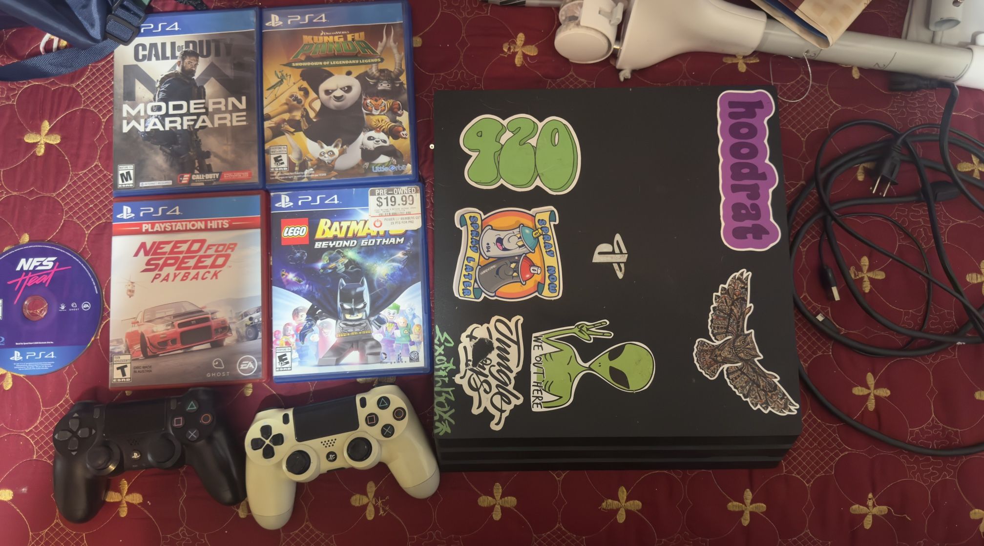 PlayStation 4 Pro Bundle 1 Tb