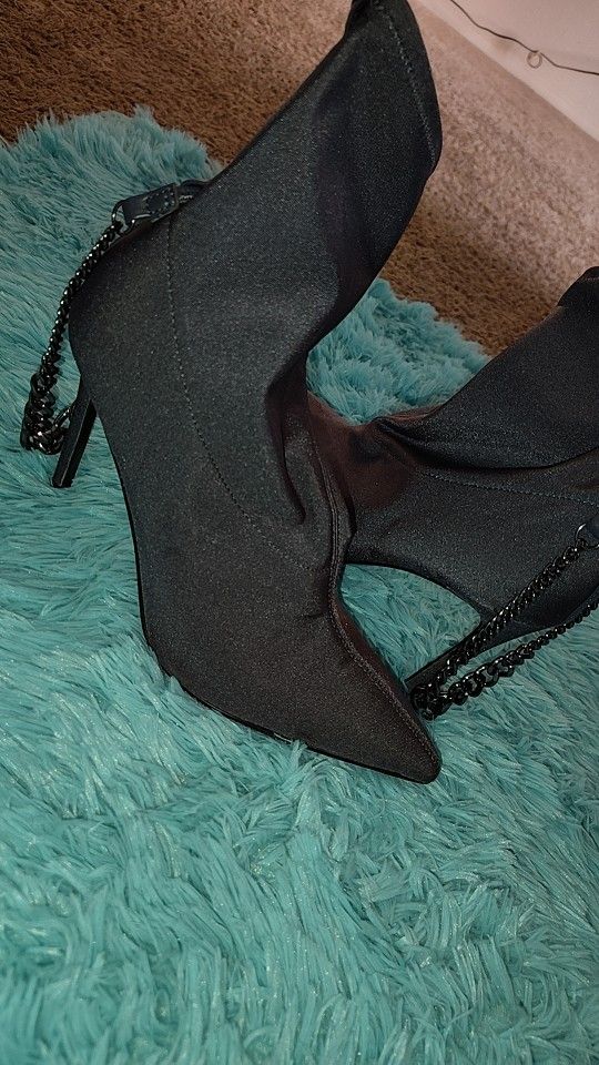 GUESS High Heals