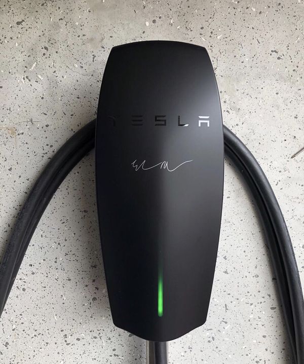 Tesla Wall Connector EV CHARGER for Sale in Oceanside, CA - OfferUp