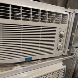 Window Air Conditioner