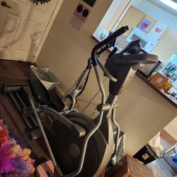Elliptical machine offerup hotsell