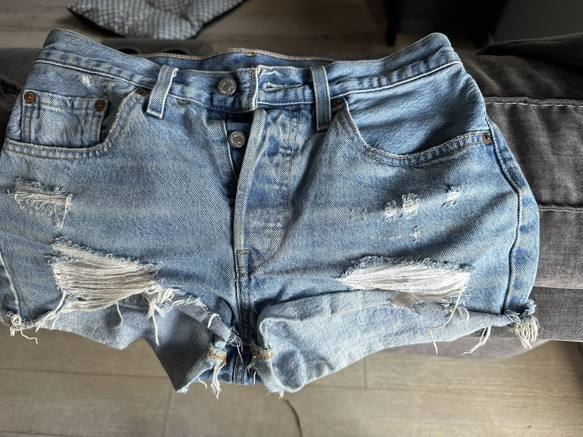 Levi’s 501 Women’s Shorts
